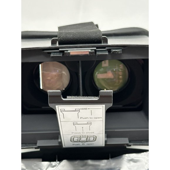 Harbor 3D VR Headset with Anti-Blue Light Lens to protect Eyes - Picture 6 of 9